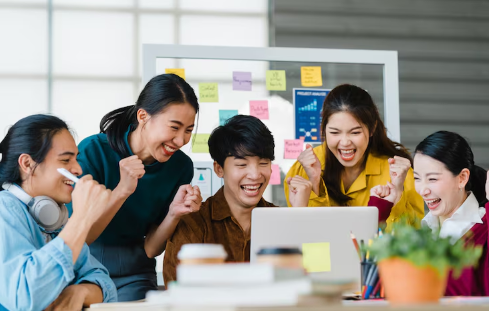 中国谷歌广告代理团队提供全方位营销服务Chinese Google Ads agency team providing full-service marketing
